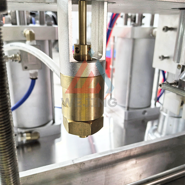 에어로졸 충전 기계의 충전 시스템