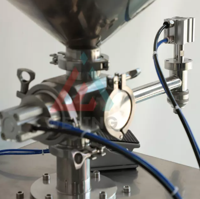 화장품 충전물 기계